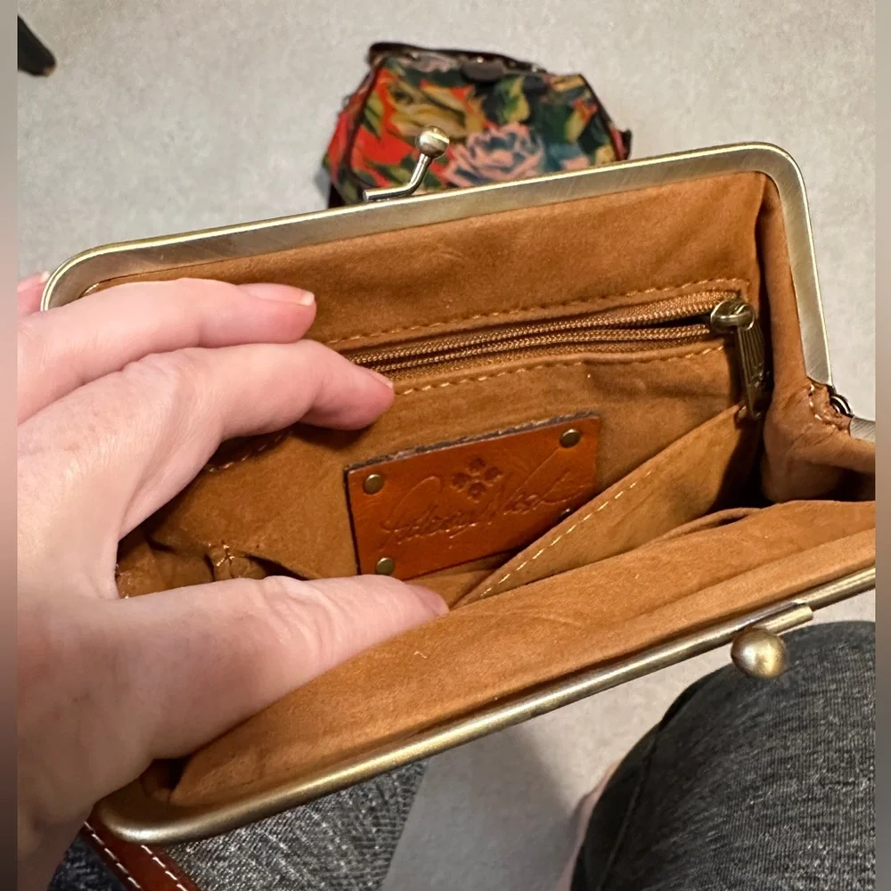 Patricia Nash leather satchel with large pocketbook/change purse - Picture 9 of 11